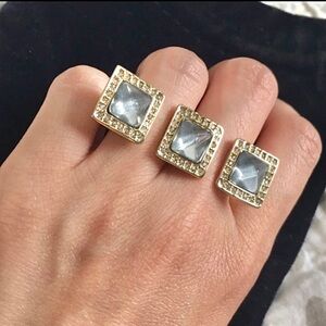 Jewelmint gold toned metal double finger ring - size 7